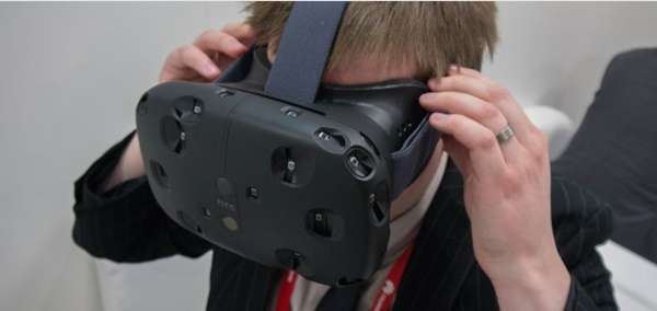 HTC confirma disponibilidad de lentes VIVE para Abril del 2016